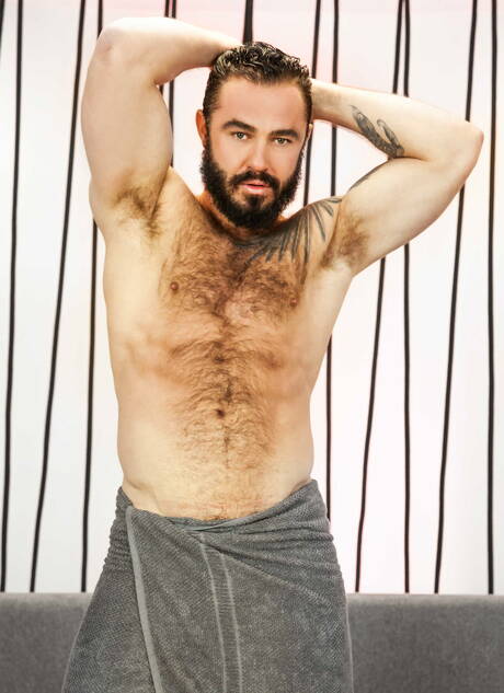 Spanish stud Allen King and german hunky guy Jessy Ares in hot ass fuck action