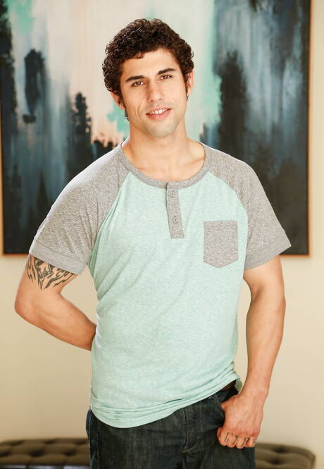 Latin tough guy Jimmy Clay and american beefcake Chris Blades fuck ass after sucking cock