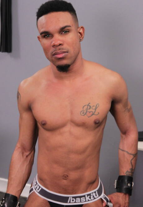 Hot american boys superstud Nubius and beefcake Diaon Starr in hard anal sex