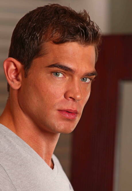 Hot american boys beefy James Huntsman and hunky guy Luke Milan in blowjob scene