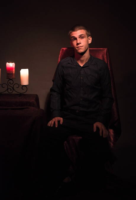 Irish bear Brendan Patrick and american pretty boy Trent Ferris shows a perfect body