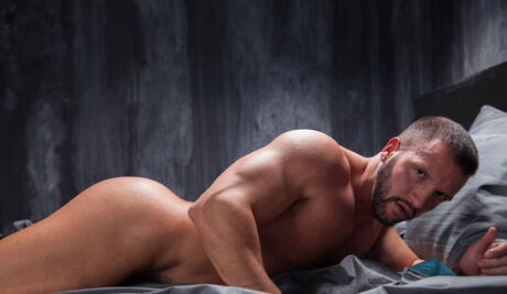 Latin husky guy Topher Di Maggio and spanish mature bear Donato Reyes fuck ass after sucking dick