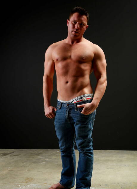 Connor, Connor Kline, Tom, Travis James, Jake in wild gangbang