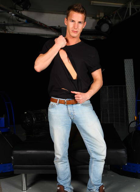 American bear Colby Jansen and hungarian husky guy Darius Ferdynand fuck ass after sucking dick