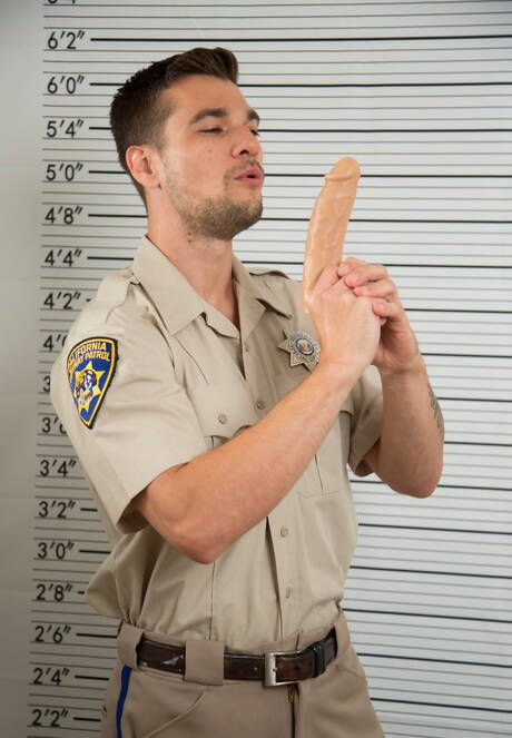 Hot americans, hunky guy Princeton Price and young dude Zion Nicholas have anal sex outside