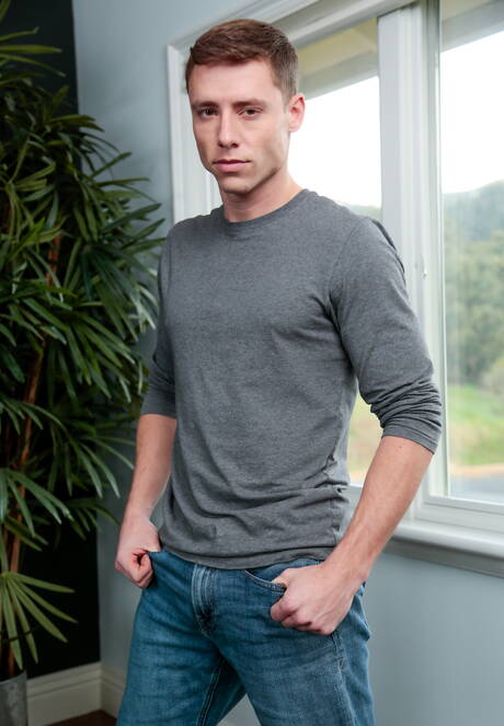 Nasty buddies Chris Blades, Carter Woods and Justin Matthews have a good 3some sex