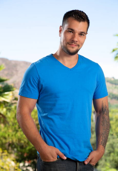 Sexy americans, beefy Princeton Price and twink Ryan Jordan make a love outside