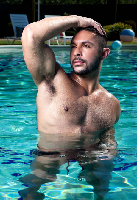 American muscular Seth Santoro and superstud Adonis Couverture have a good interracial anal sex at pool