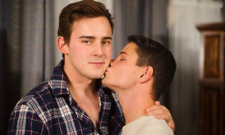 Hot americans, muscular Josh Brady and young boy Dylan Hayes fuck ass after sucking cock