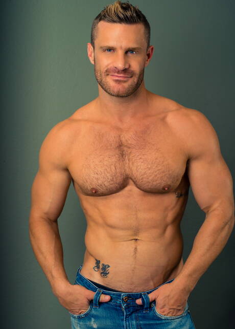 Two american dudes twink Jessie Montgomery and beefy Landon Conrad banged each other