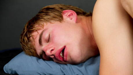 American pretty boy Noah Brooks and beefy Dylan Andrews sucking and fucking each other