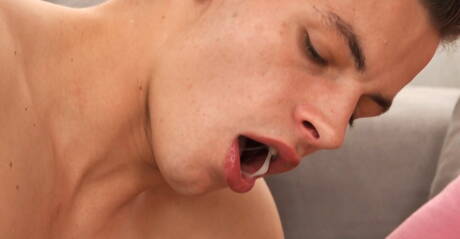 Czech husky guy Jeroen Mondrian and muscular Dean Cooper sucking and fucking each other