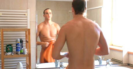 American superstud Mick Lovell and hungarian well-built Joel Birkin drilling an ass in bath