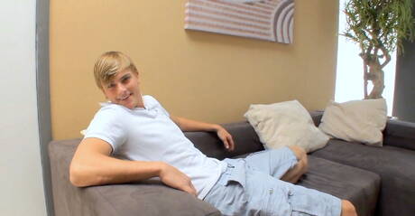 American beefcake Mick Lovell and czech husky guy Phillipe Gaudin fuck ass after blowjob and fisting