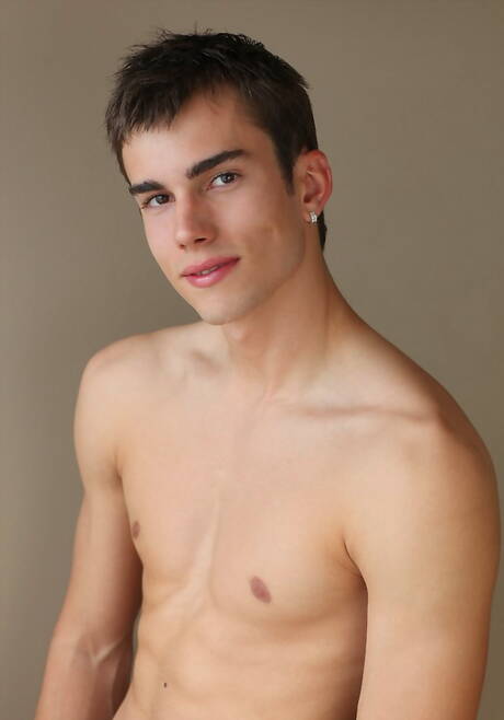 Czech hunky guy Claude Sorel get naked and showing nice butt