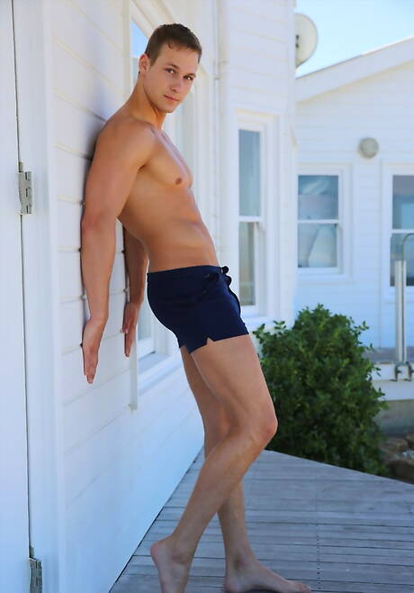 Czech beefcake Marcel Gassion posing naked and showing nice ass outside