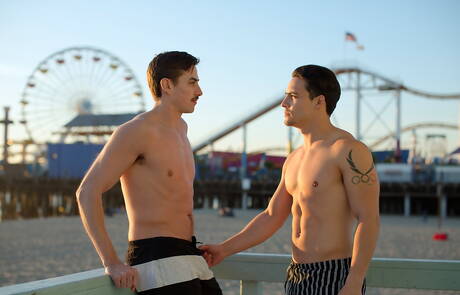 Gay Beach Pics