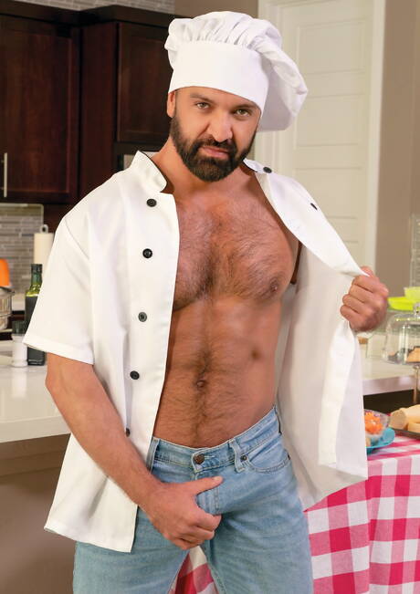 Two american dudes hunky guy Dominic Pacifico and hot bear Josh Mikael in fisting scene after rimjob in kitchen