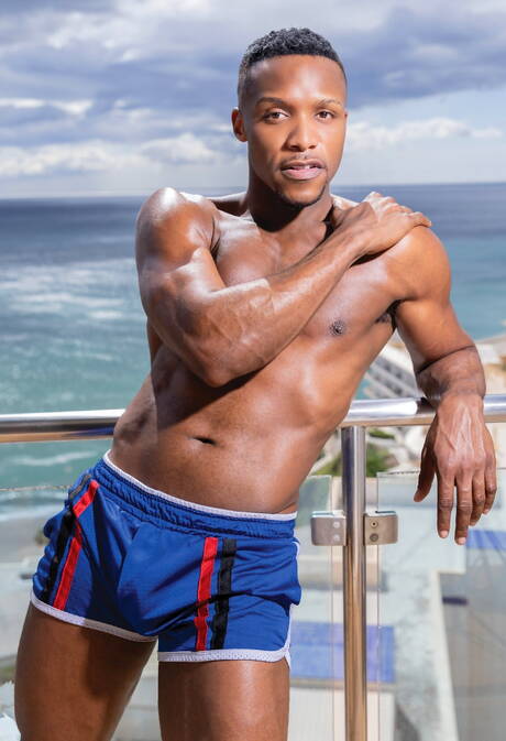 Black hunky guy Andre Donovan and  Manuel Reyes in black on white sex in shower