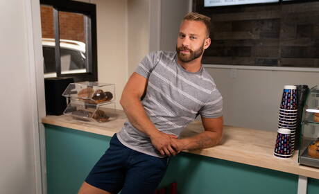 Nice american guys young boy Joey Mills and husky guy Brogan Reed make a love in kitchen