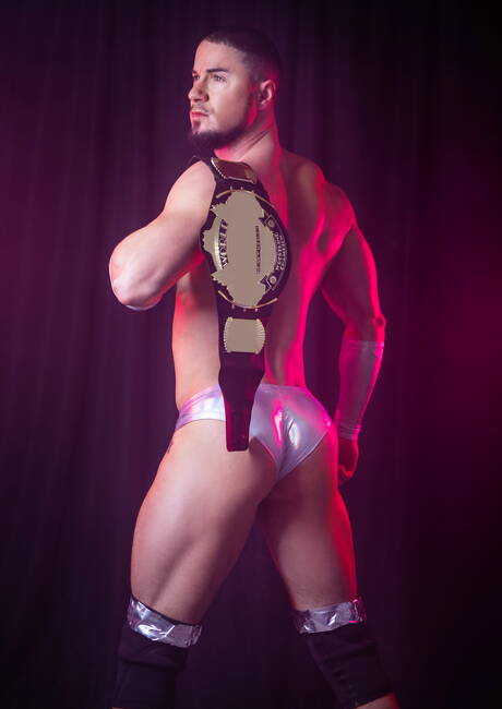 Gay Posing Pics
