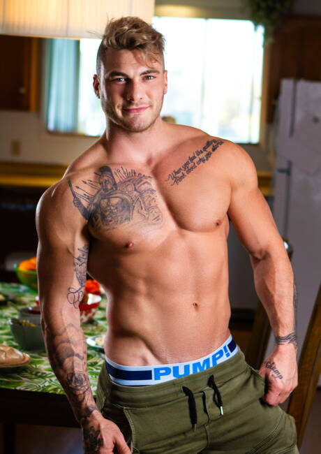 Canadian hunky guy William Seed and american tough guy Steve Rickz in hot anal sex in kitchen