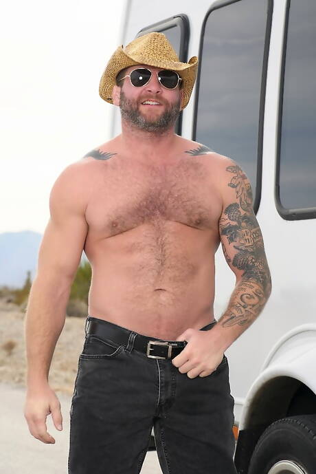 Hot trio Violet Monroe, Colby Jansen and Sherman Maus in threesome bi-fuck action outside