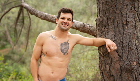 American beefy Brysen and  Justin in hot anal sex outdoor