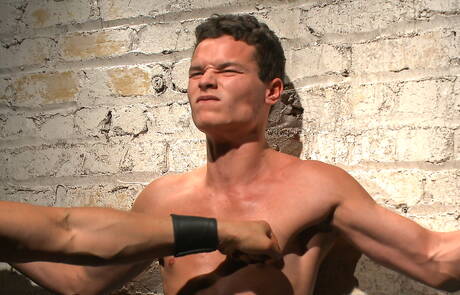 Gay Bondage Pics