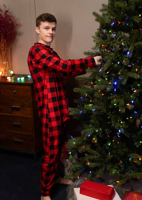 Beefy Damian Night and tough guy Jake Preston in hot homosexual action