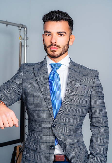 Beefy Gustavo Cruz and stud Pol Prince fuck ass after sucking dick