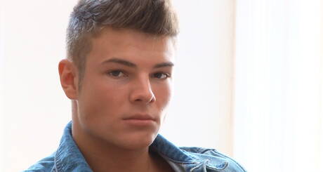 Stud Parker Rowe playing with cock