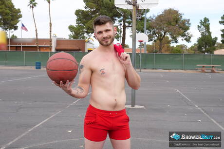 Nice american guys hot twink Andrew Connor and beefy Tyler Castle drilling an ass in bath