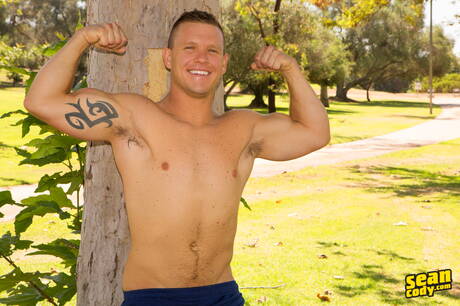 Husky guy Montana and husky guy Rusty sucking and fucking each other outside