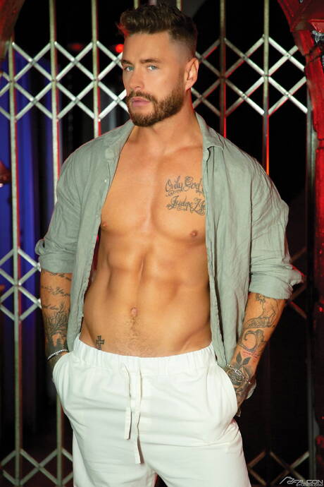 English hunky guy Josh Moore and irish husky guy Dean Young have a hot couple sex