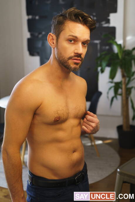 Canadian strongman Brent North and american well-built Dale Kuda fuck ass after blowjob