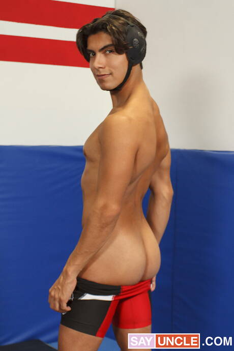 Two american guys twink Jordan Lake and well-built Alfonso Osnaya in hot ass bang