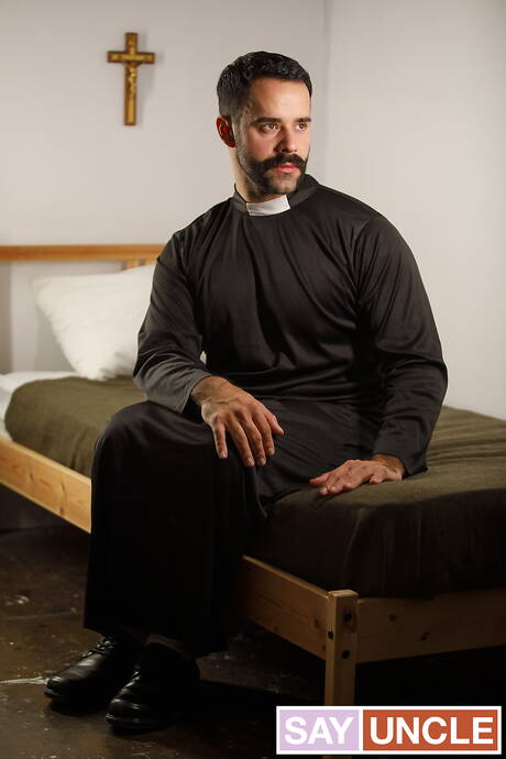 French mature bear Teddy Torres and canadian young boy Ryan Jacobs banged each other