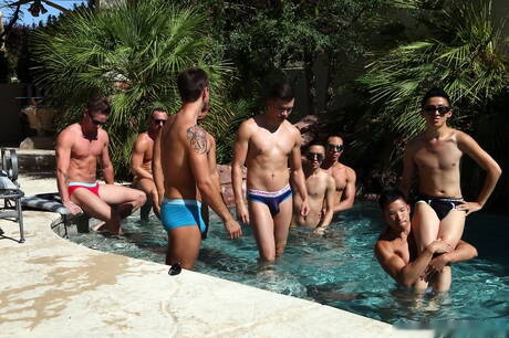 Peter Liam Wolfie Coda Matt Hart Jessie TrelinoSantiago Lucas in naked cocks photo session