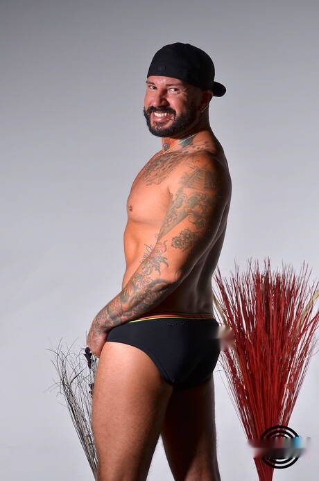 Hunk John Rene and muscular Jaycee drilling an ass