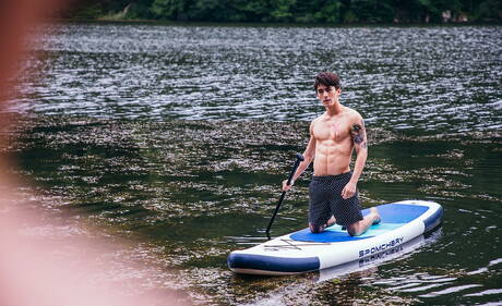 American pornstars hot twink Cody Seiya and beefcake Roman Todd have a good anal sex outside