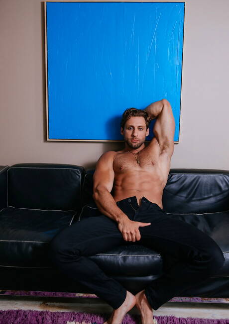 Hot american dudes muscular Dom King and hot twink Nick Floyd in hard anal sex