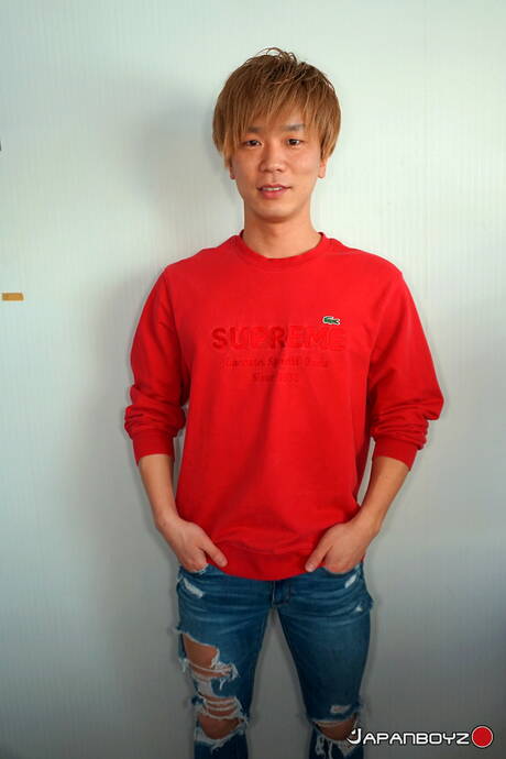 Hunk Zen and oriental beautiful boy Kouya have a hot couple sex in bath