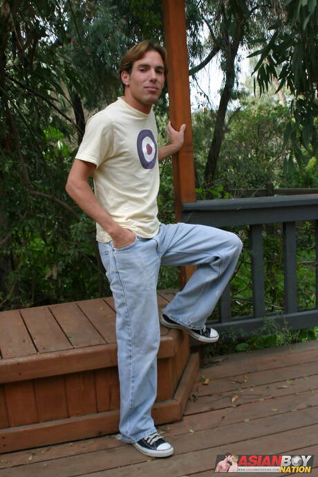 Beautiful boy Keith Ledger jerk off outside