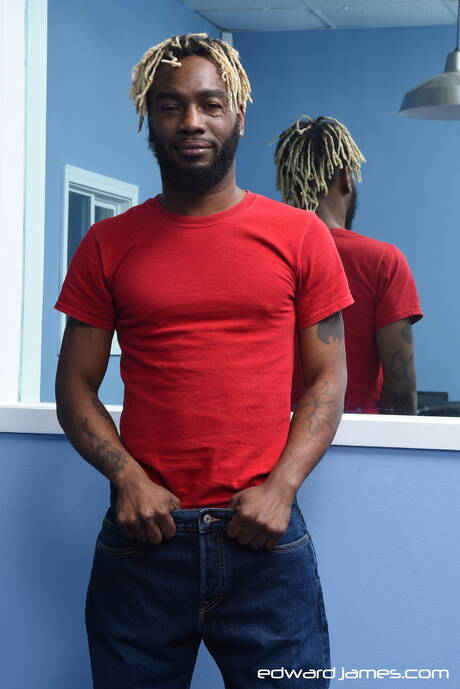 Horny guys Debonair, Phoenix and Tru in hot threesome ass bang