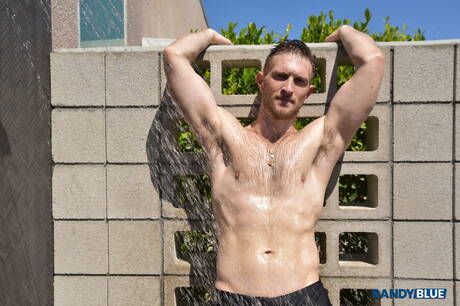 Jaytee and american strong bull Paul Wagner sucking and fucking each other outdoor