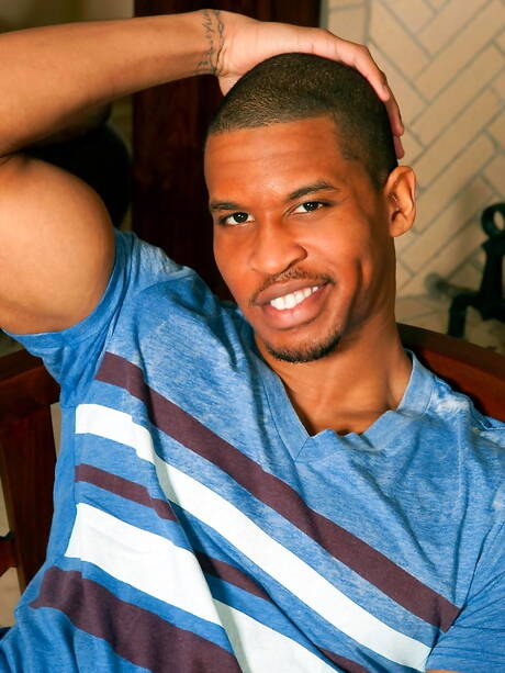 Black strong bull Jackson Kale jack off his cock