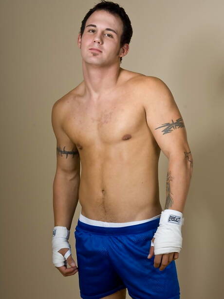 Well-built Brodie Jackson undressing and showing nice butt