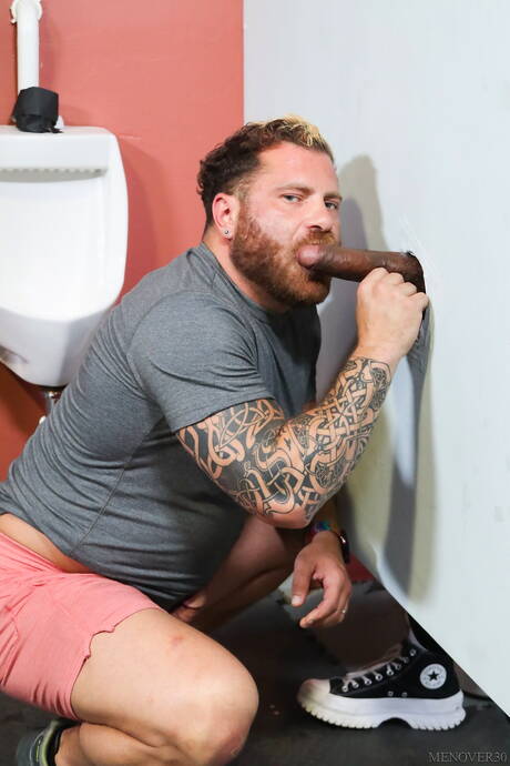 Nice american boys stud Riley Mitchel and muscular King Cuba in hot anal sex in bathroom