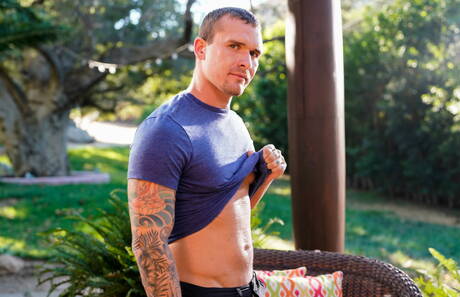 American stars stud Isaac X and hot bear Lance Charger love each other outside